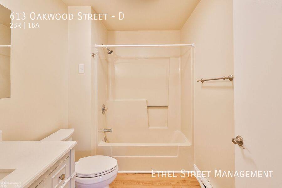 Apartment for rent at 613 Oakwood St #D, Easton, PA 18045