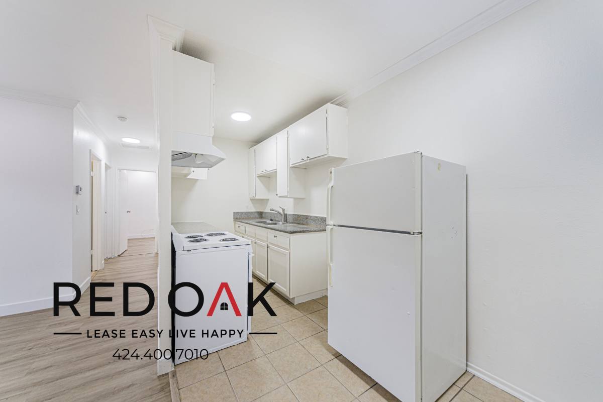 Condo for rent at 13043 Vanowen St #5, North Hollywood, CA 91605