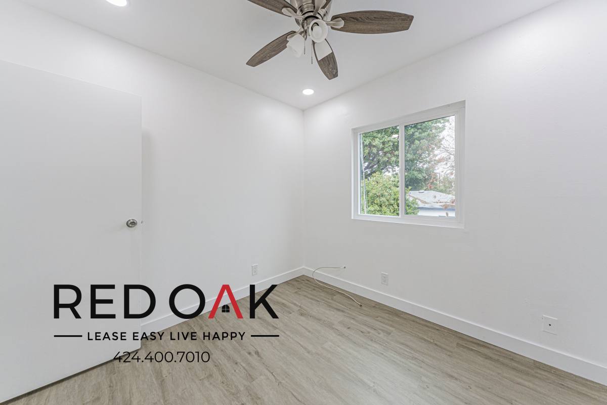 Condo for rent at 13043 Vanowen St #5, North Hollywood, CA 91605