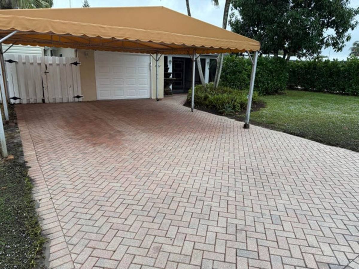 House for rent at 2524 Gulfstream Lane, Fort Lauderdale, FL 33312