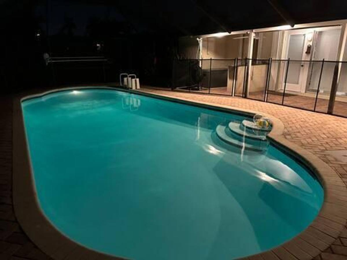 House for rent at 2524 Gulfstream Lane, Fort Lauderdale, FL 33312