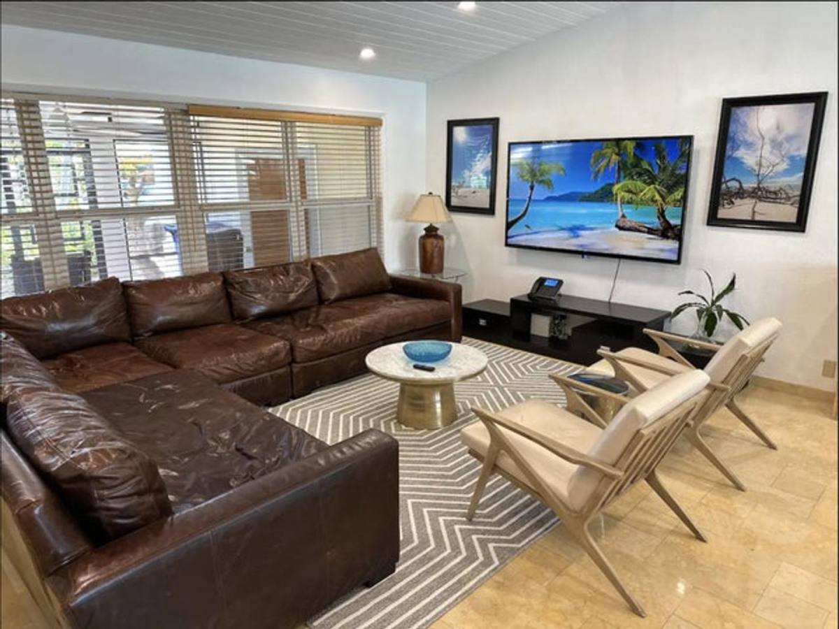 House for rent at 2524 Gulfstream Lane, Fort Lauderdale, FL 33312