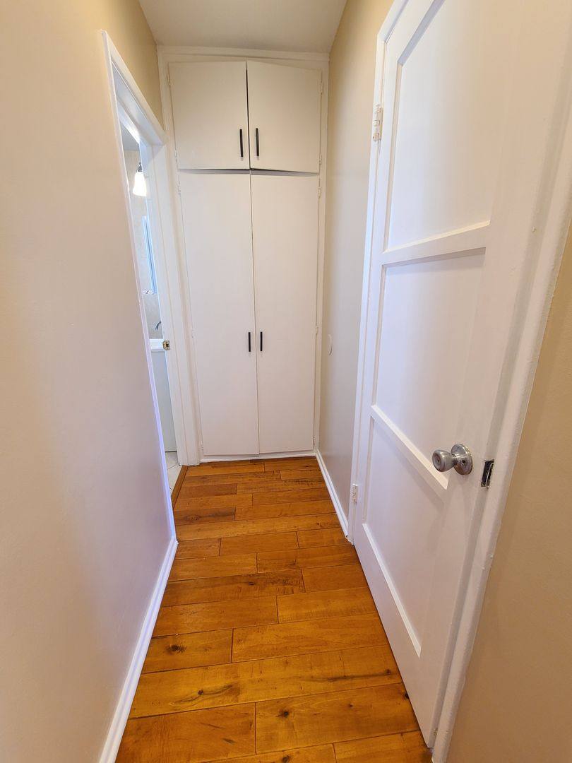 Apartment for rent at 4717 E Ocean Blvd, Long Beach, CA 90803
