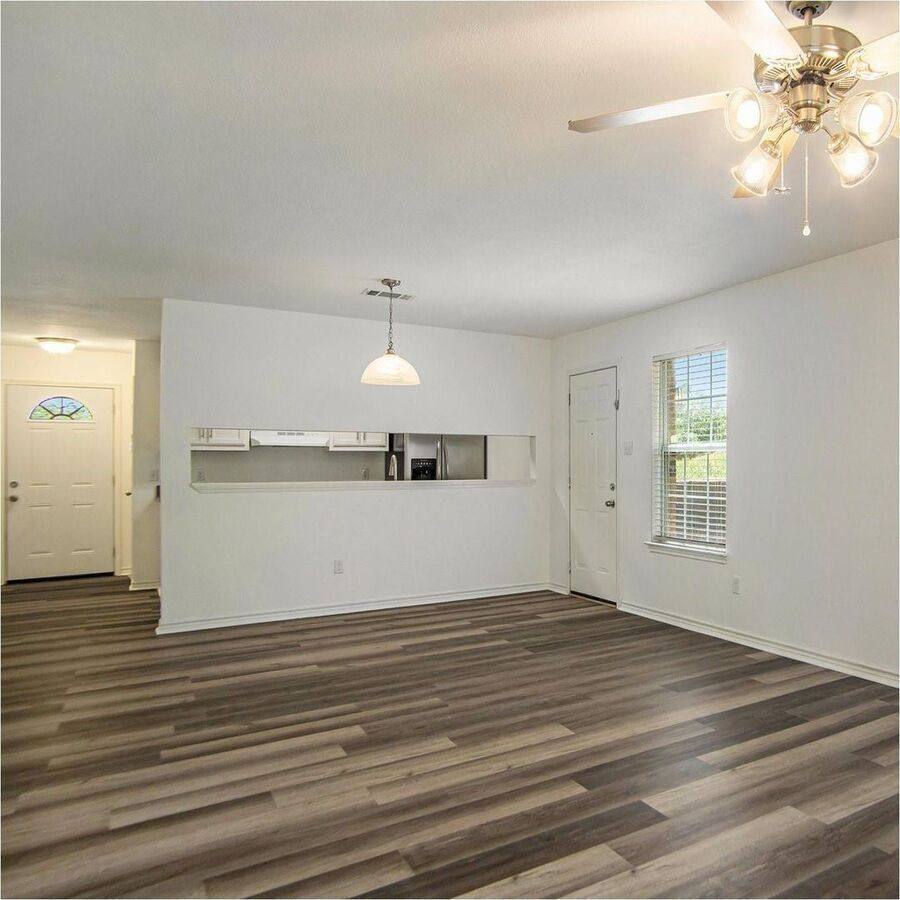 Apartment for rent at 2621 Lee Ave #B, Fort Worth, TX 76164