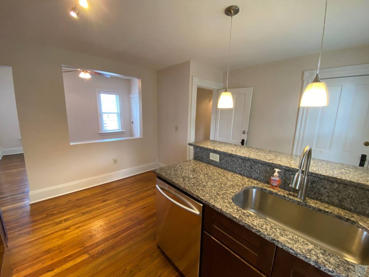 Apartment for rent at 694 Kerr St, Columbus, OH 43215