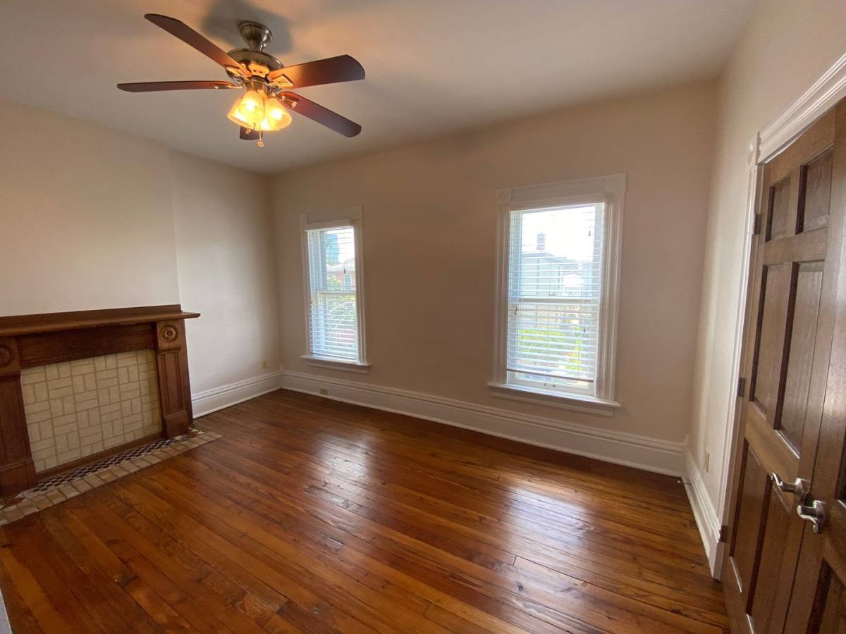 Apartment for rent at 694 Kerr St, Columbus, OH 43215