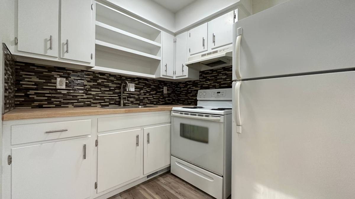 Apartment for rent at 326 W Kenwood Dr, Bloomington, IN 47404