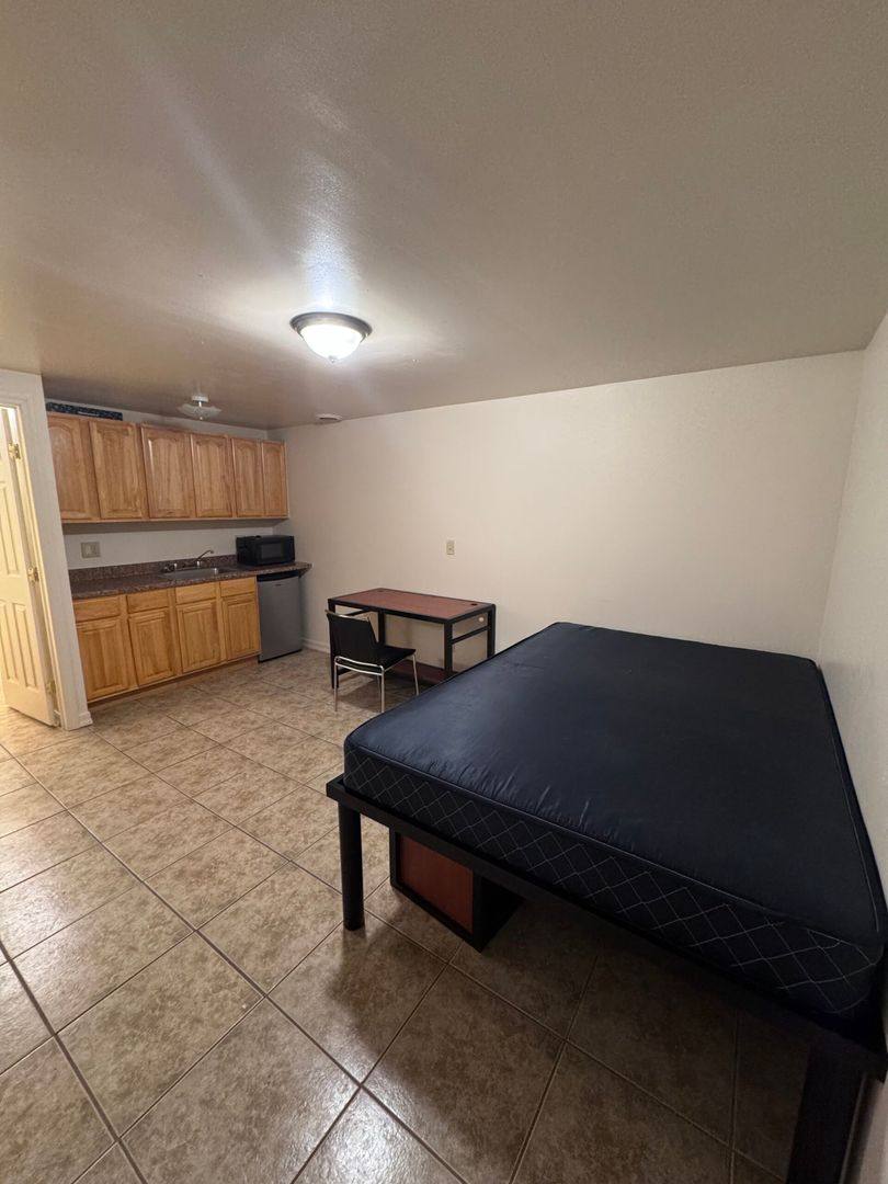 Apartment for rent at 215 Cornish Dr, Slippery Rock, PA 16057