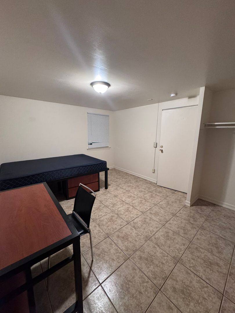 Apartment for rent at 215 Cornish Dr, Slippery Rock, PA 16057