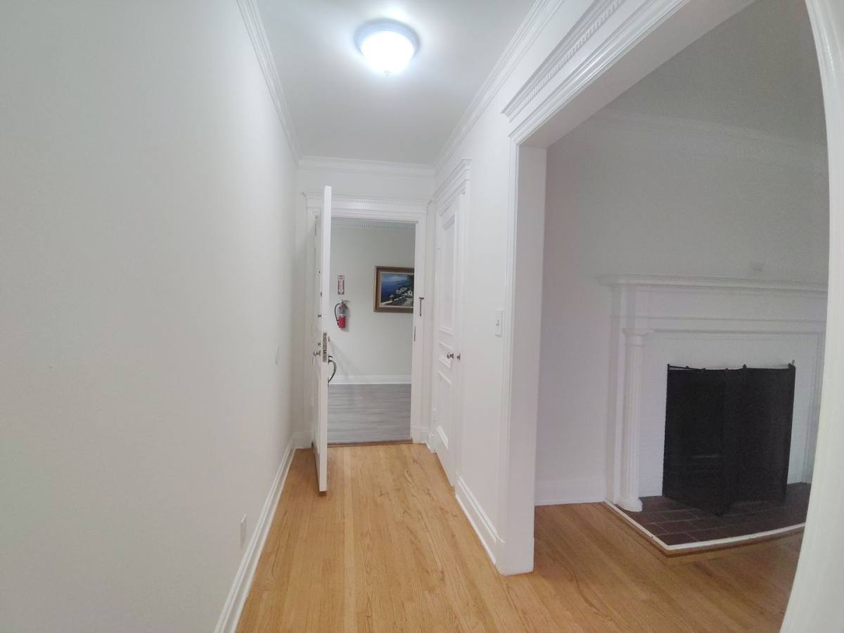 Apartment for rent at 10974 Strathmore Dr, Los Angeles, CA 90024