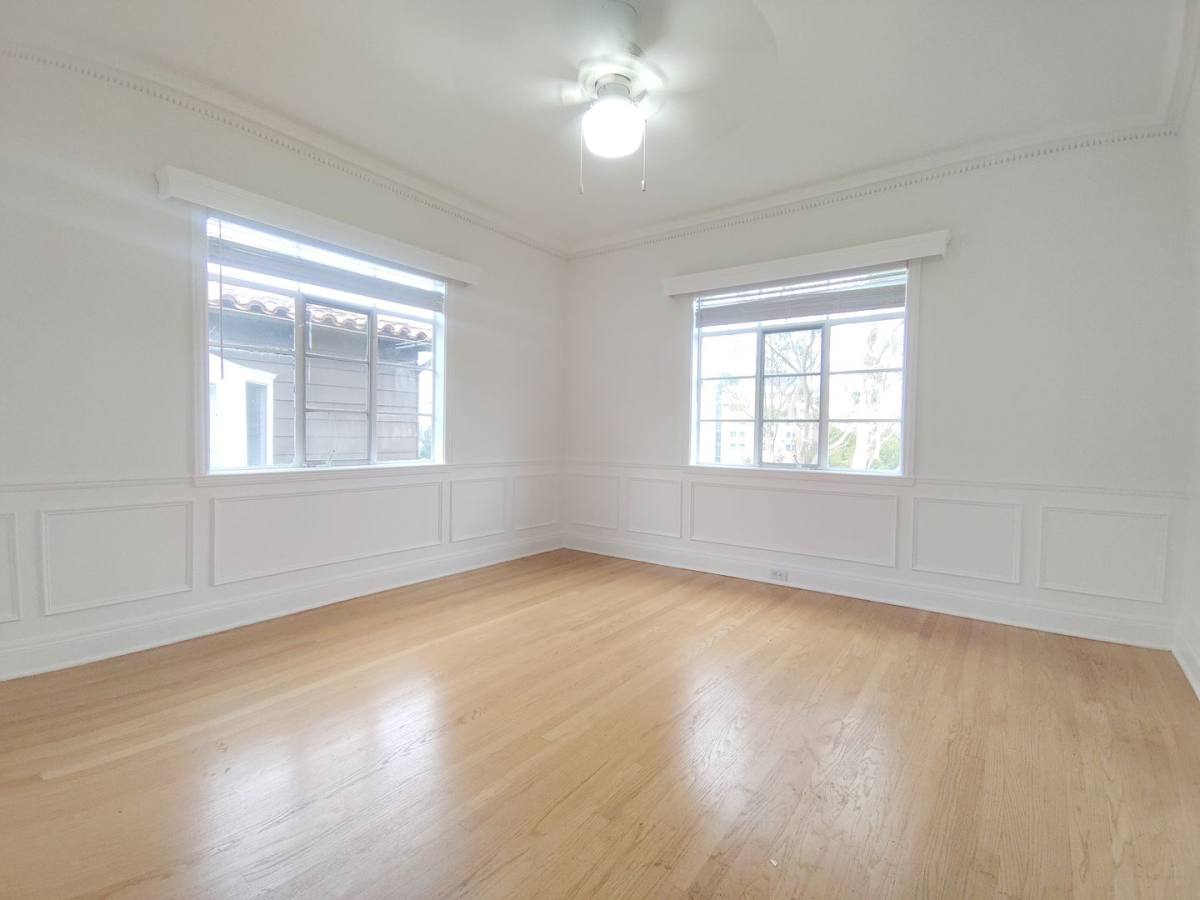Apartment for rent at 10974 Strathmore Dr, Los Angeles, CA 90024