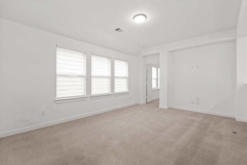 Apartment for rent at 824 Trailside Lane #824, Argyle, TX 76226