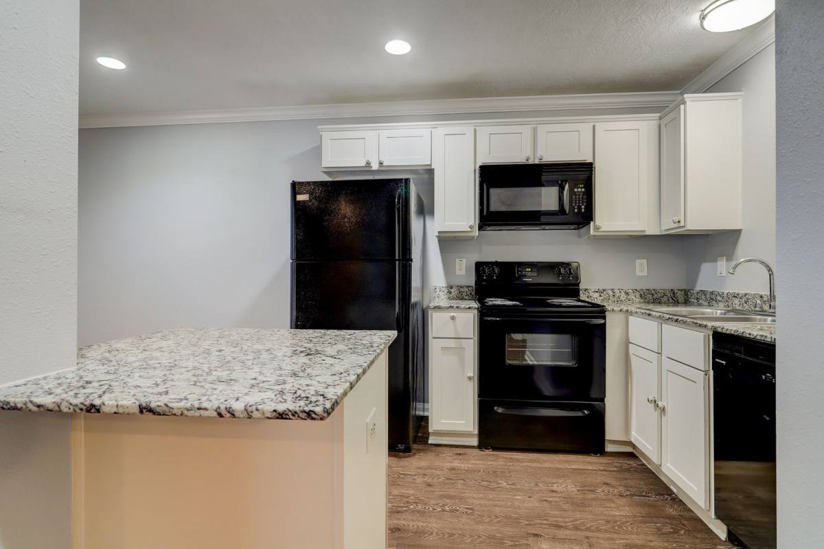 Apartment for rent at 835 Heights, Houston, TX 77007