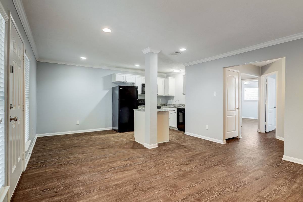 Apartment for rent at 835 Heights, Houston, TX 77007