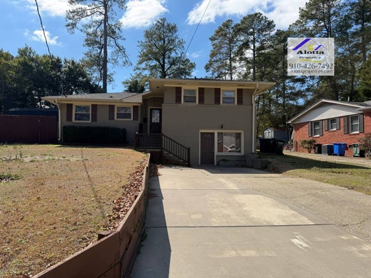 House for rent at 1817 McGougan Rd, Fayetteville, NC 28303