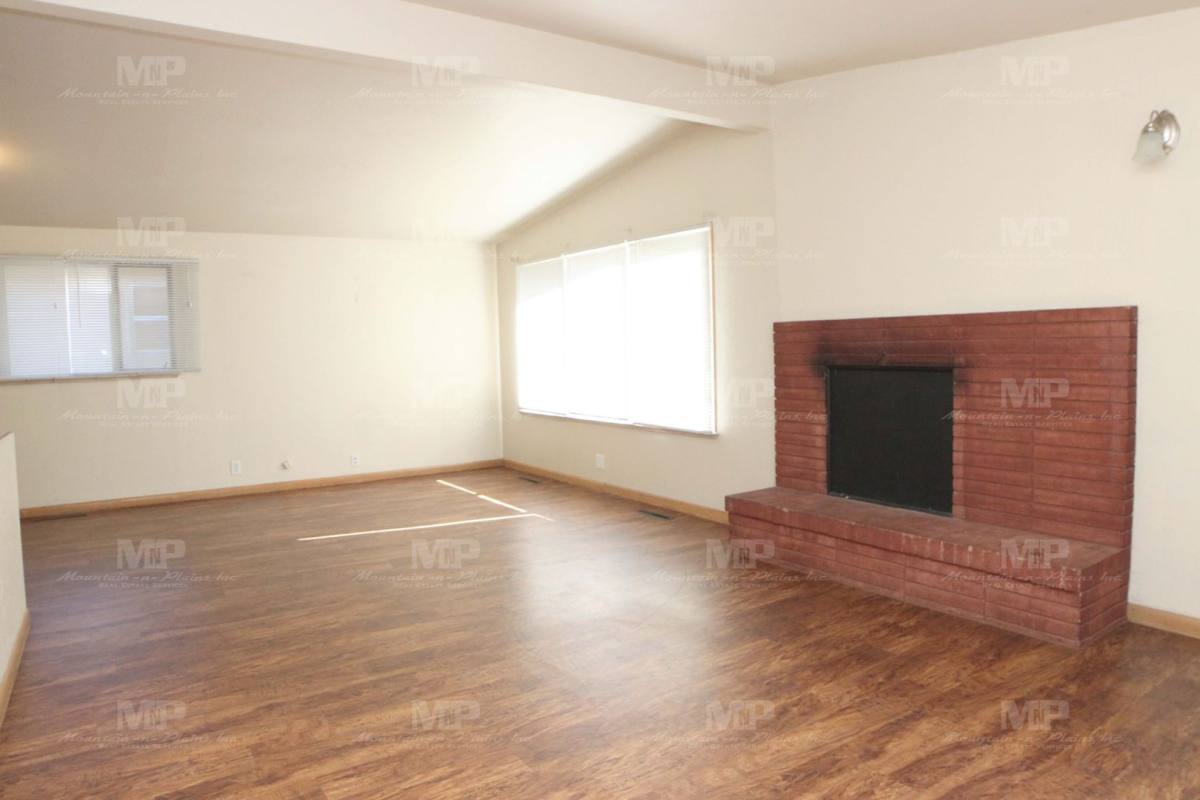 Townhouse for rent at 523 S Grant Ave, Fort Collins, CO 80521