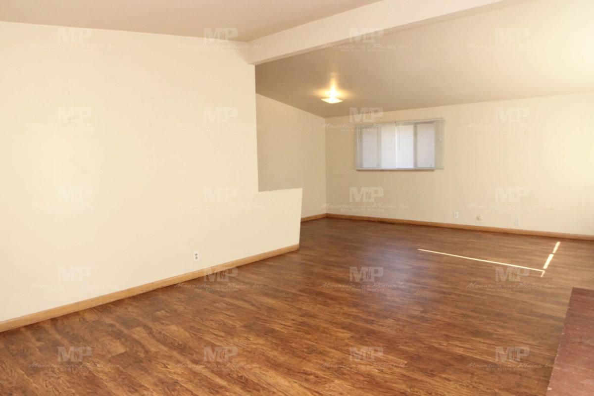 Townhouse for rent at 523 S Grant Ave, Fort Collins, CO 80521