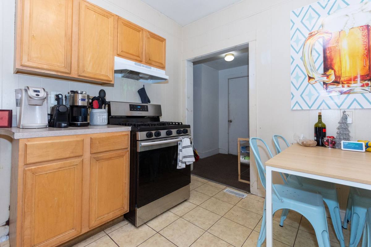 Apartment for rent at 5 Gardner Terrace, Allston, MA 02134