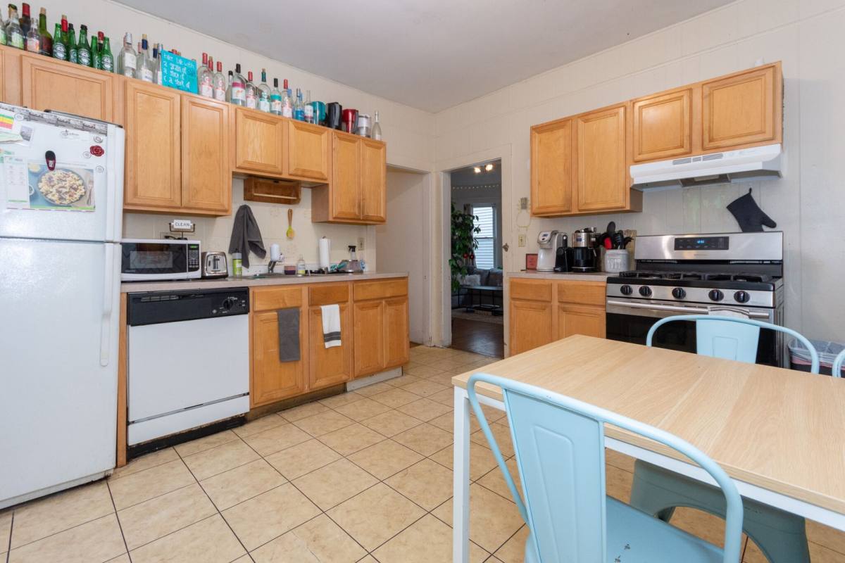 Apartment for rent at 5 Gardner Terrace, Allston, MA 02134