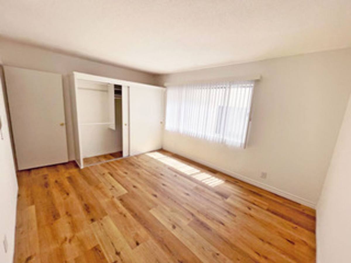 Apartment for rent at 1042 6th St, Santa Monica, CA 90403