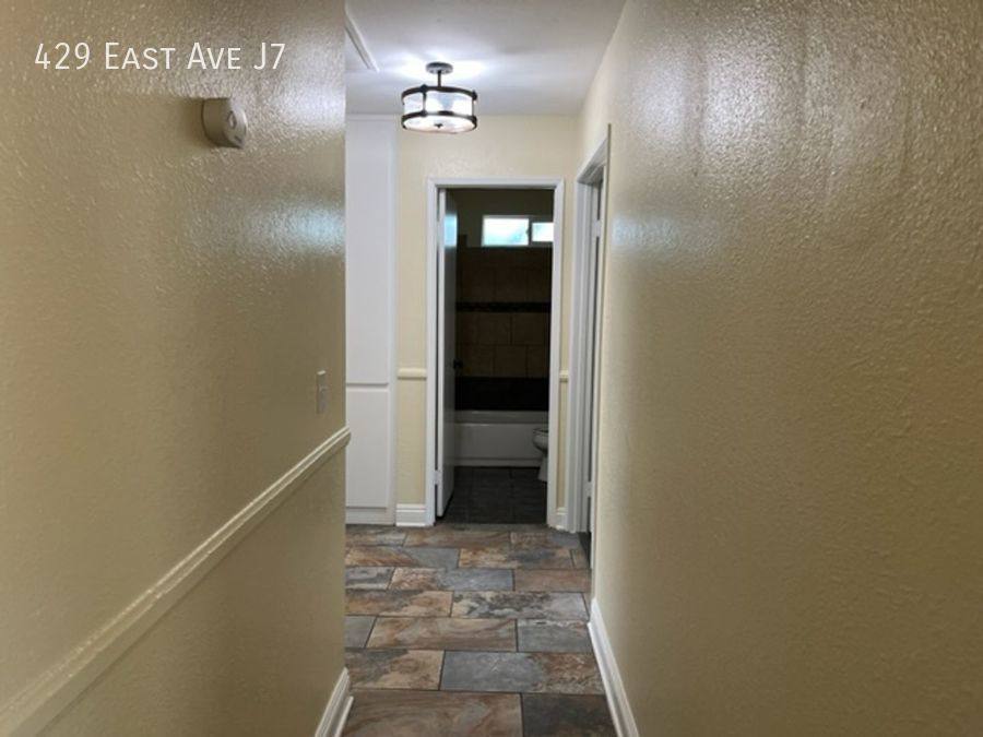 House for rent at 429 E Ave #J7, Lancaster, CA 93535