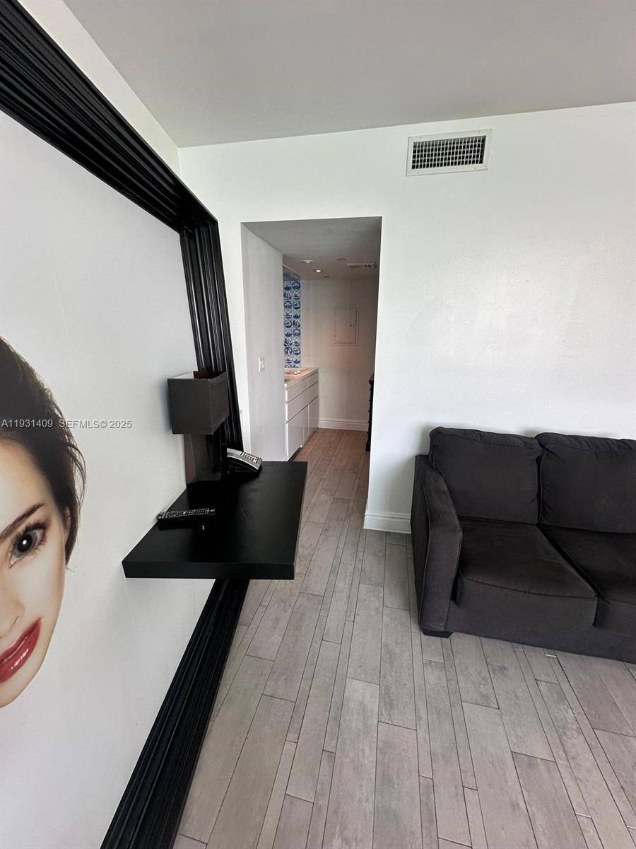 Apartment for rent at 1100 W Ave #1606, Miami Beach, FL 33139