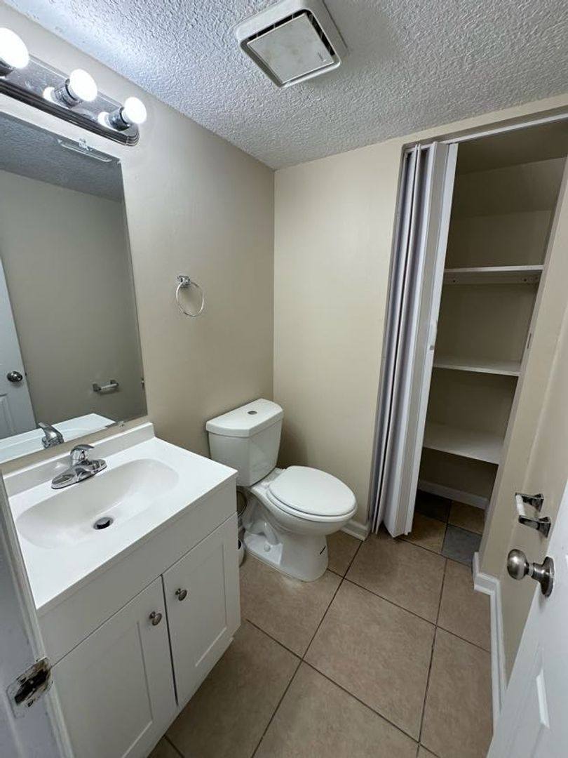 Townhouse for rent at 129 Inlet Reach Circle, Saint Marys, GA 31558