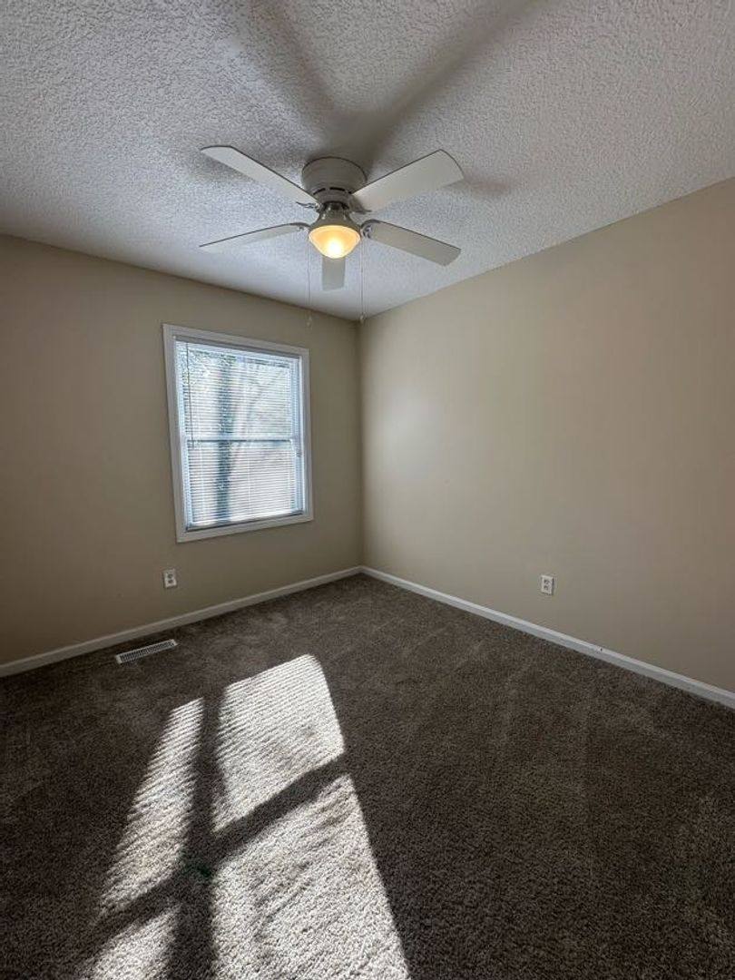 Townhouse for rent at 129 Inlet Reach Circle, Saint Marys, GA 31558