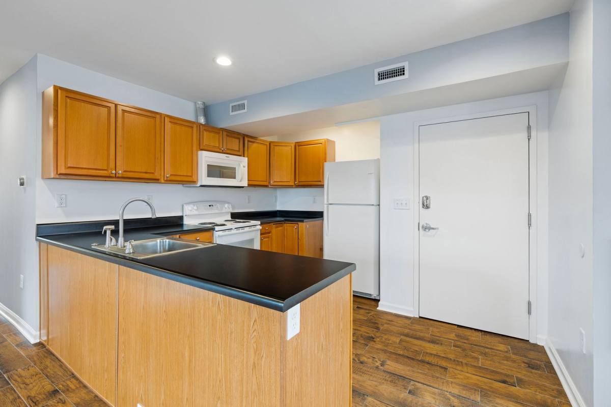 Apartment for rent at 6 N 18th St, Richmond, VA 23223