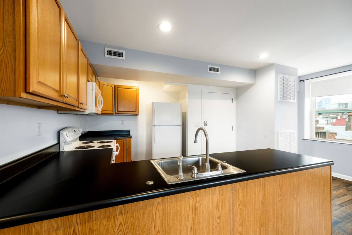Apartment for rent at 6 N 18th St, Richmond, VA 23223