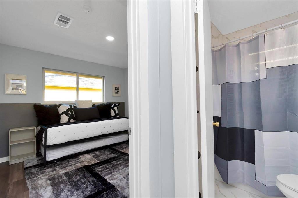 Apartment for rent at 3339 Simmons St #4, Houston, TX 77004