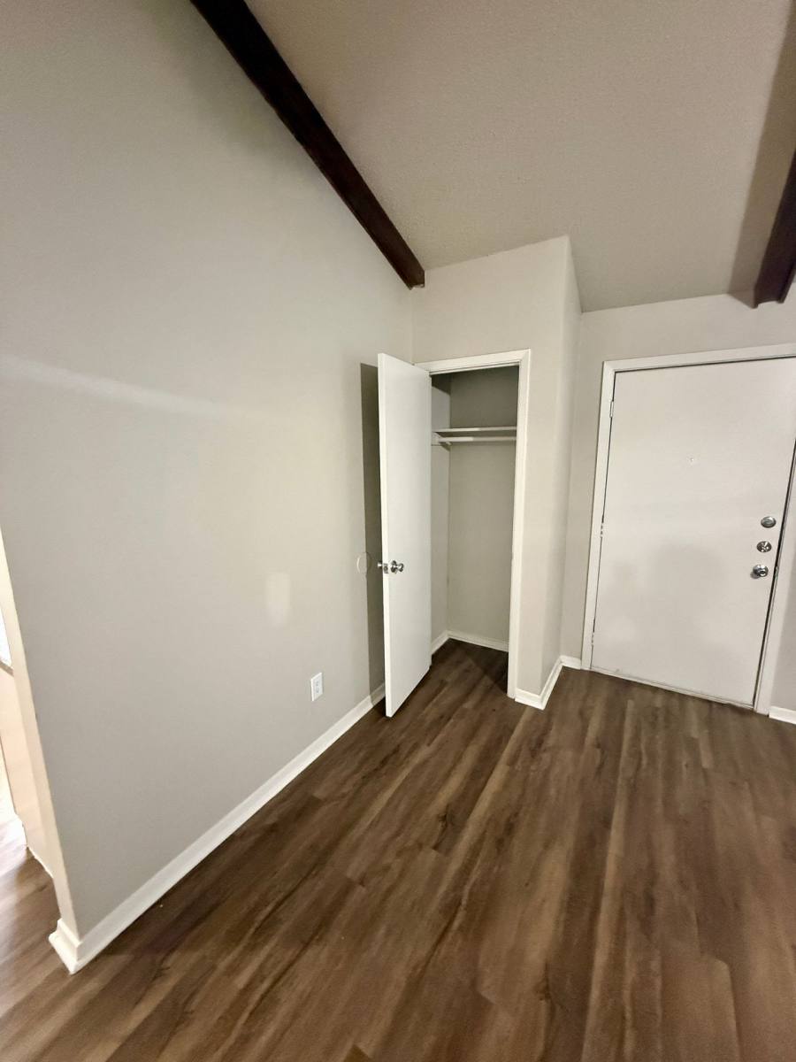 Apartment for rent at 3610 Robinhood Dr, Temple, TX 76502