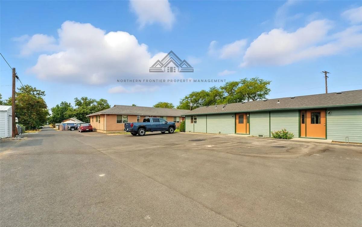 Apartment for rent at 524 E Pine St, Walla Walla, WA 99362