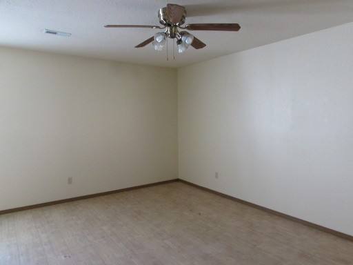 Apartment for rent at 24890 Scenic Dr, Waynesville, MO 65583