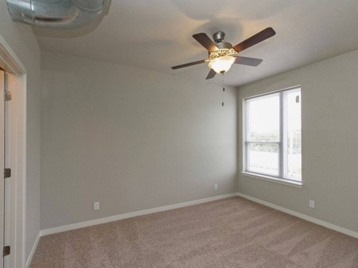 Apartment for rent at 1680 SW Ankeny Rd, Ankeny, IA 50023