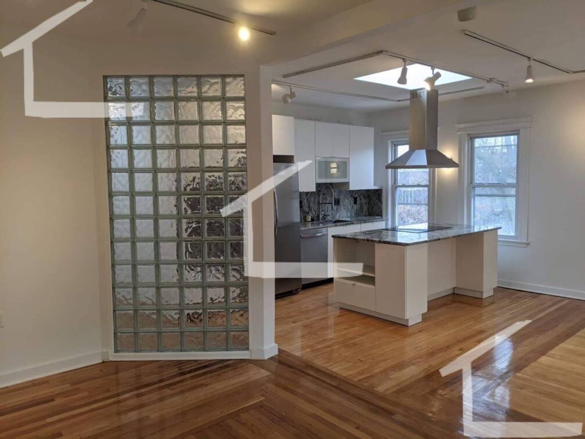 House for rent at 57 Boradlawn Pard, Chestnut Hill, MA 02467