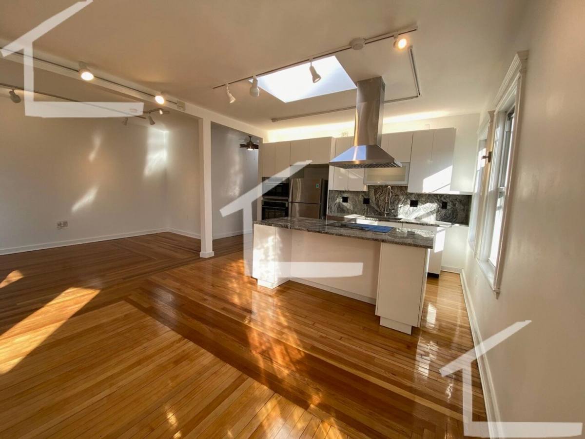 House for rent at 57 Boradlawn Pard, Chestnut Hill, MA 02467