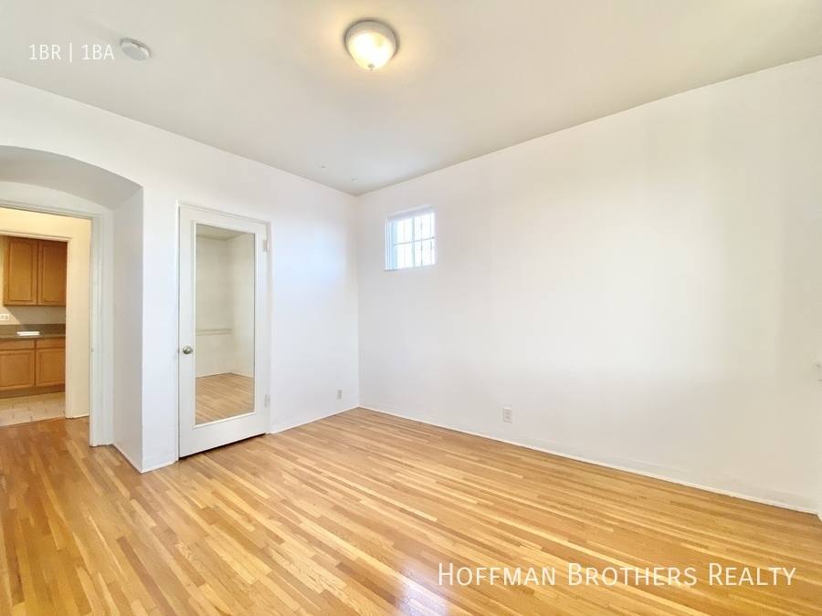 Apartment for rent at 706 N Curson Ave #3, Los Angeles, CA 90046