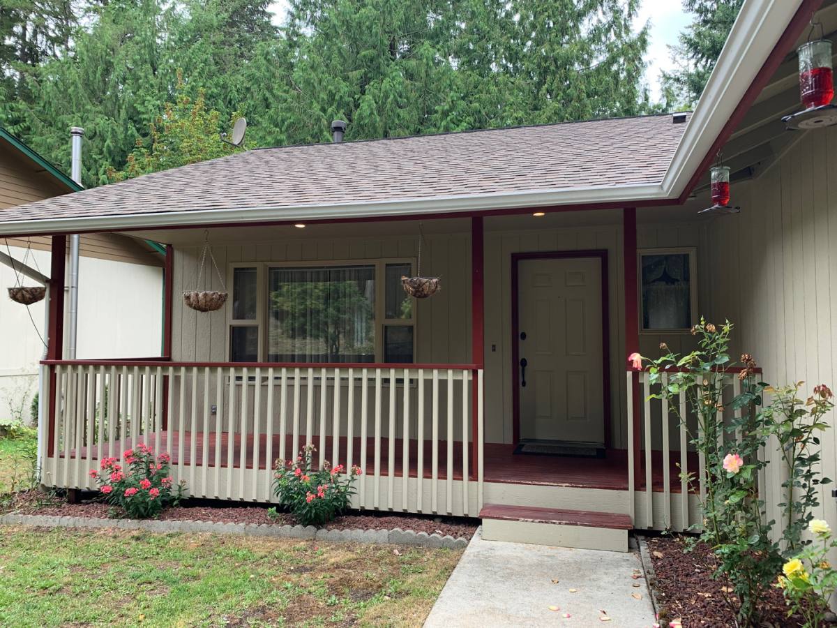 House for rent at 18525 Woodside Dr SE, Yelm, WA 98597
