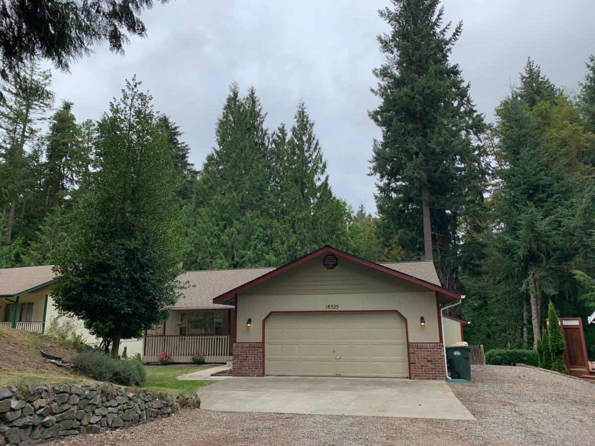 House for rent at 18525 Woodside Dr SE, Yelm, WA 98597
