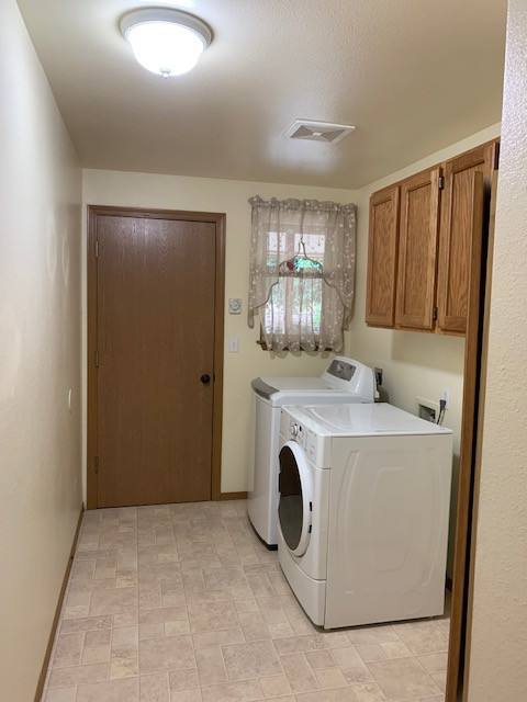 House for rent at 18525 Woodside Dr SE, Yelm, WA 98597