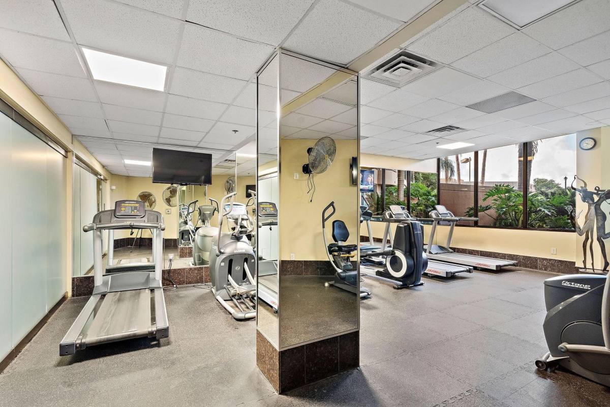 Condo for rent at 3525 Sage Rd #1014, Houston, TX 77056