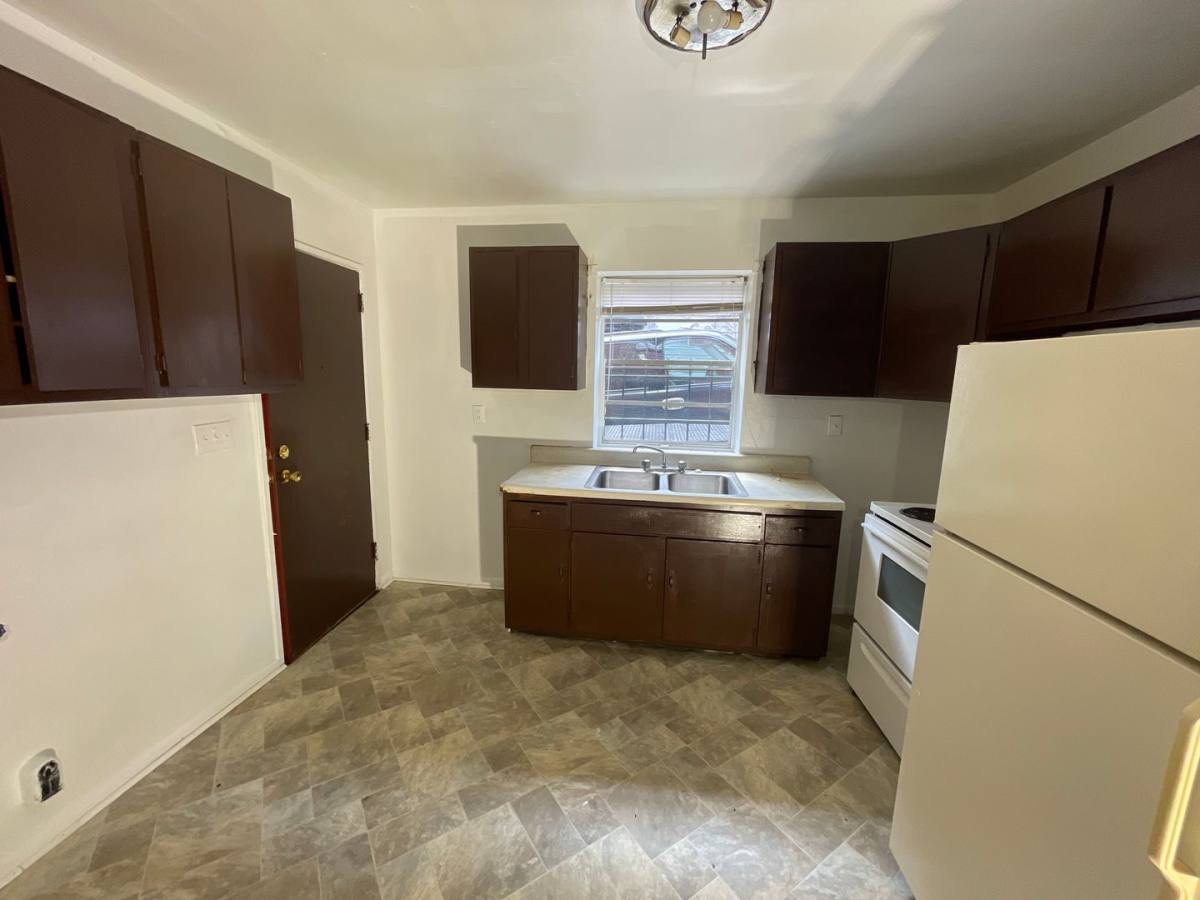 Apartment for rent at 709-713 8th Ave W, Birmingham, AL 35204