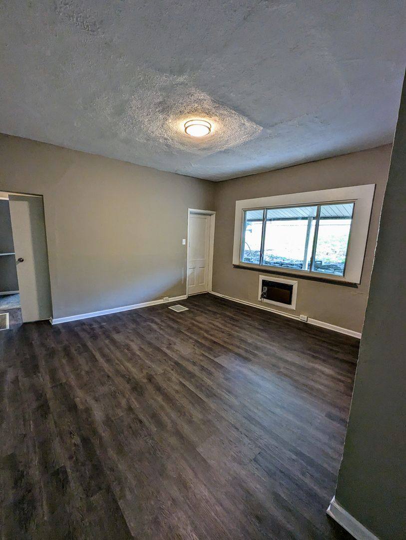 Apartment for rent at 70 Bigelow St #1, Pittsburgh, PA 15207