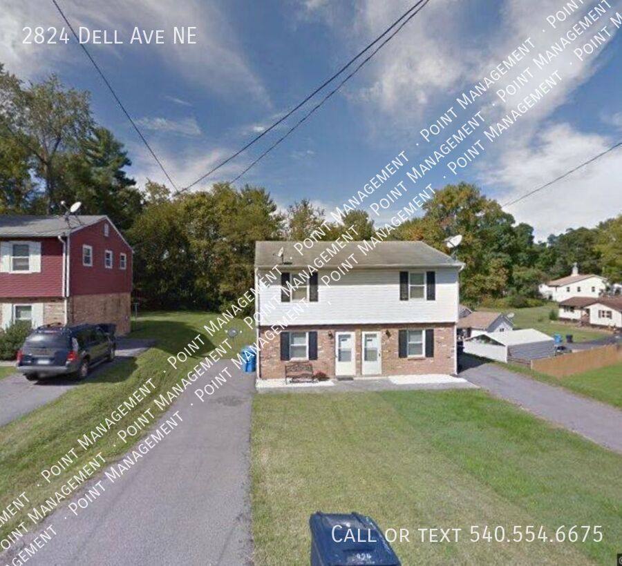 House for rent at 2824 Dell Ave NE, Roanoke, VA 24012