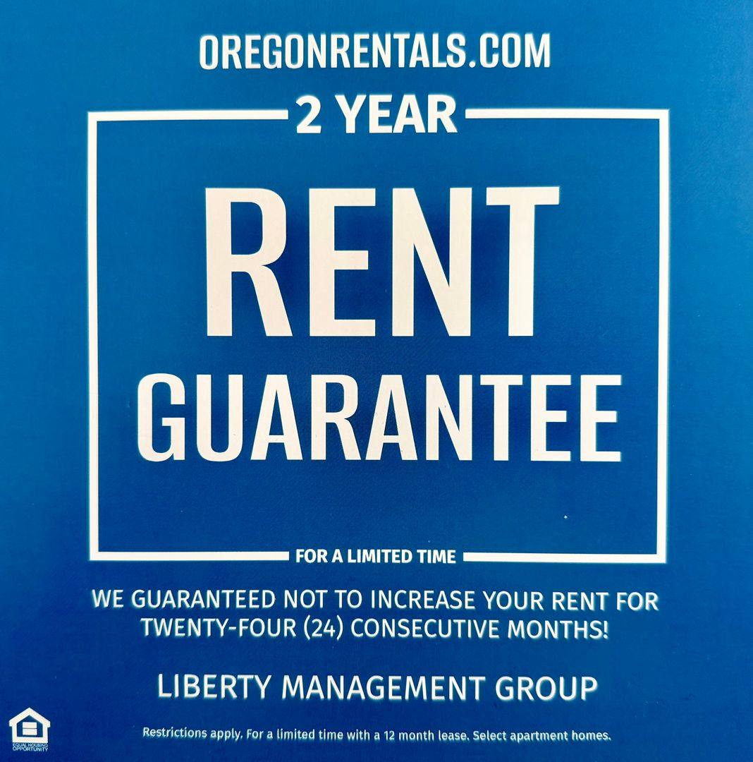 Townhouse for rent at 4815 SE Railroad Ave, Portland, OR 97222