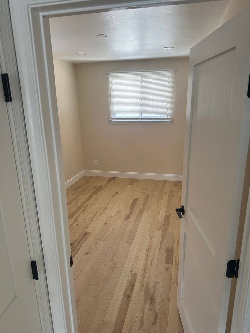 Apartment for rent at 4407 Rosemont Ave, Drexel Hill, PA 19026