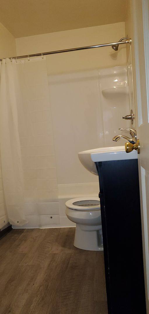 Apartment for rent at 1221 Berner, Green Bay, WI 54302