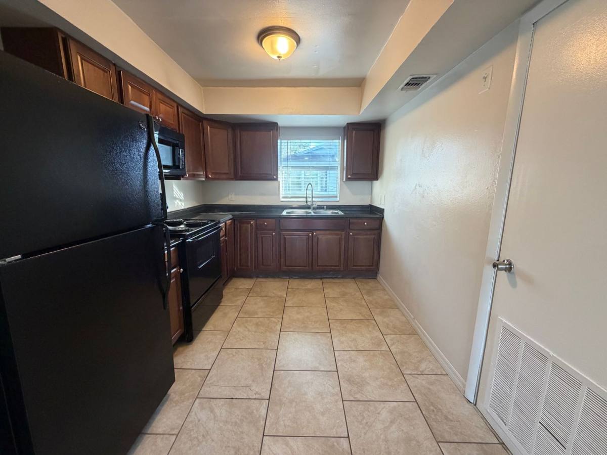 Apartment for rent at 7106 - 7108 S Kissimme St, Tampa, FL 33616