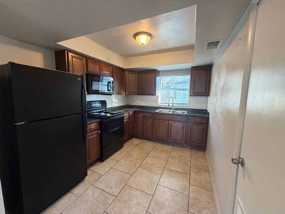 Apartment for rent at 7106 - 7108 S Kissimme St, Tampa, FL 33616